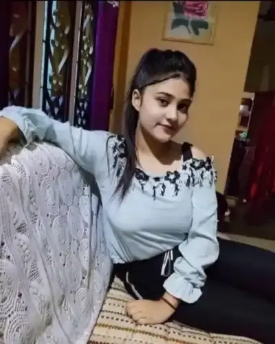 Call Girls Service in Gomati